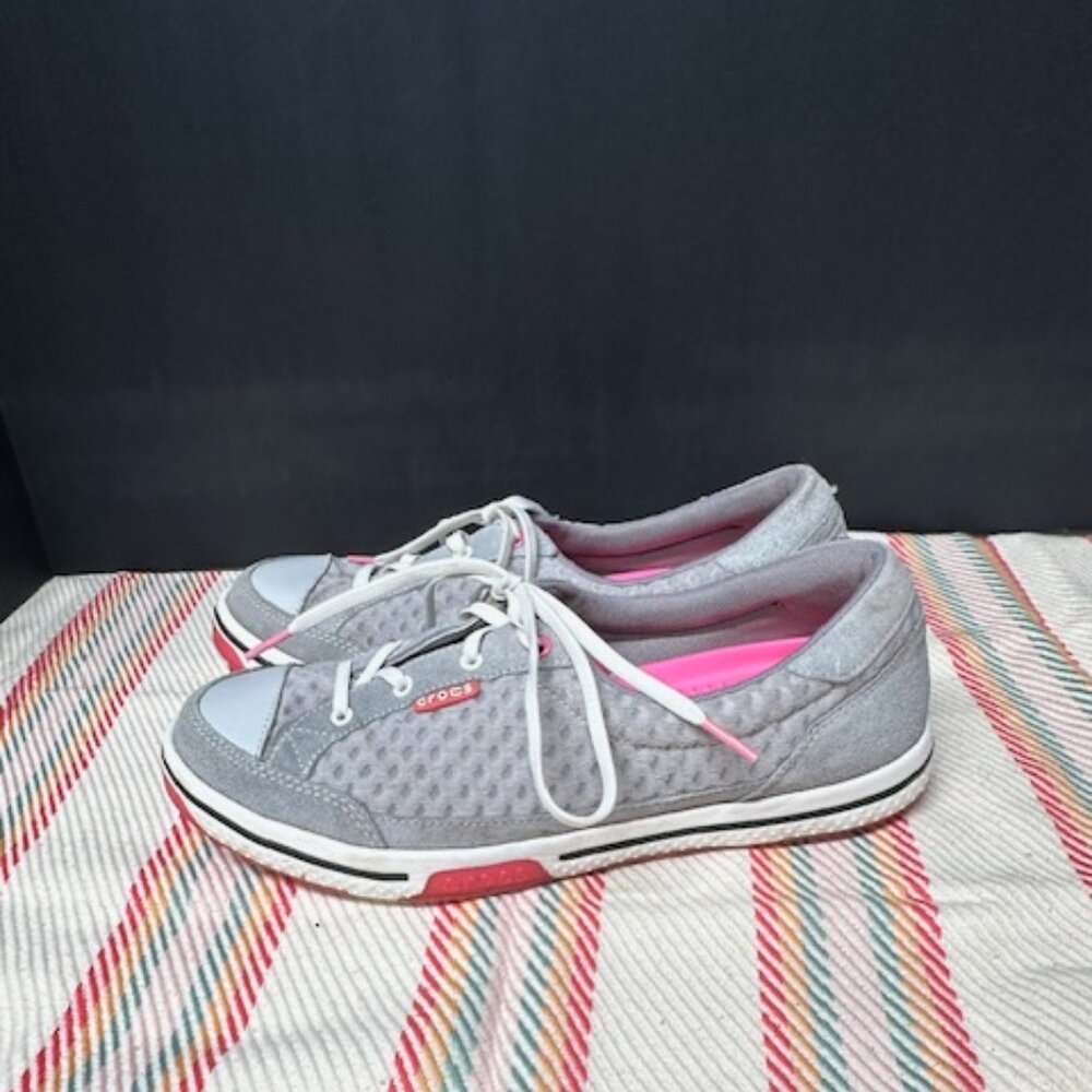 Crocs Golf Shoes Woman's Size 9